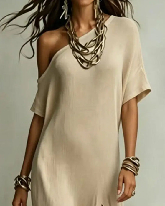 Robe À Épaule Inclinée Et Fente