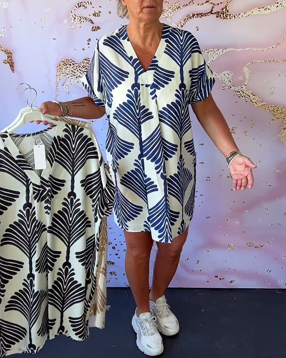 Robe décontractée à manches courtes et col en V imprimé