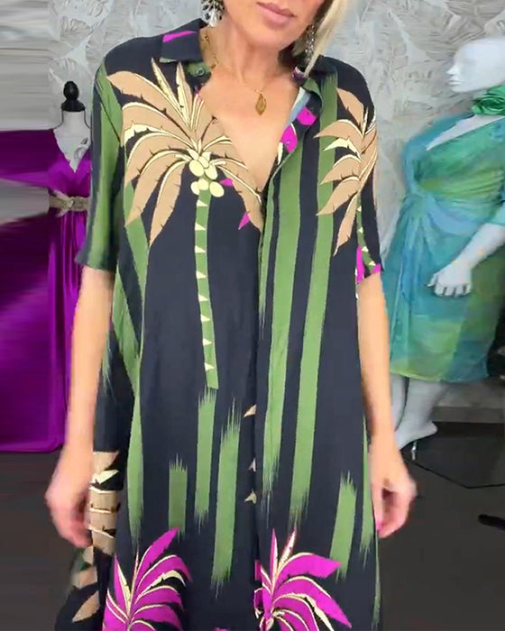 Robe ample décontractée à manches courtes et fente à imprimé feuilles