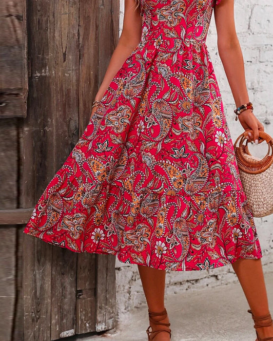 Robe col V fleurie manches courtes