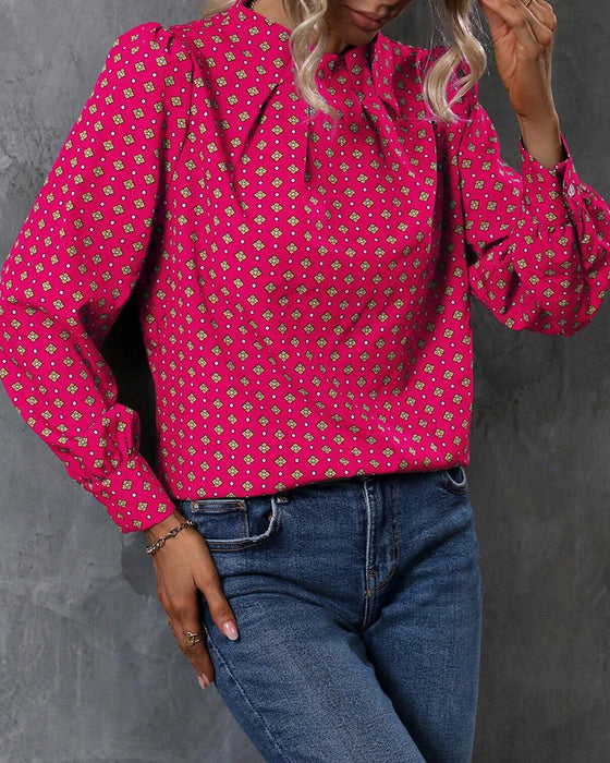 Blouse au style et imprimés vintage