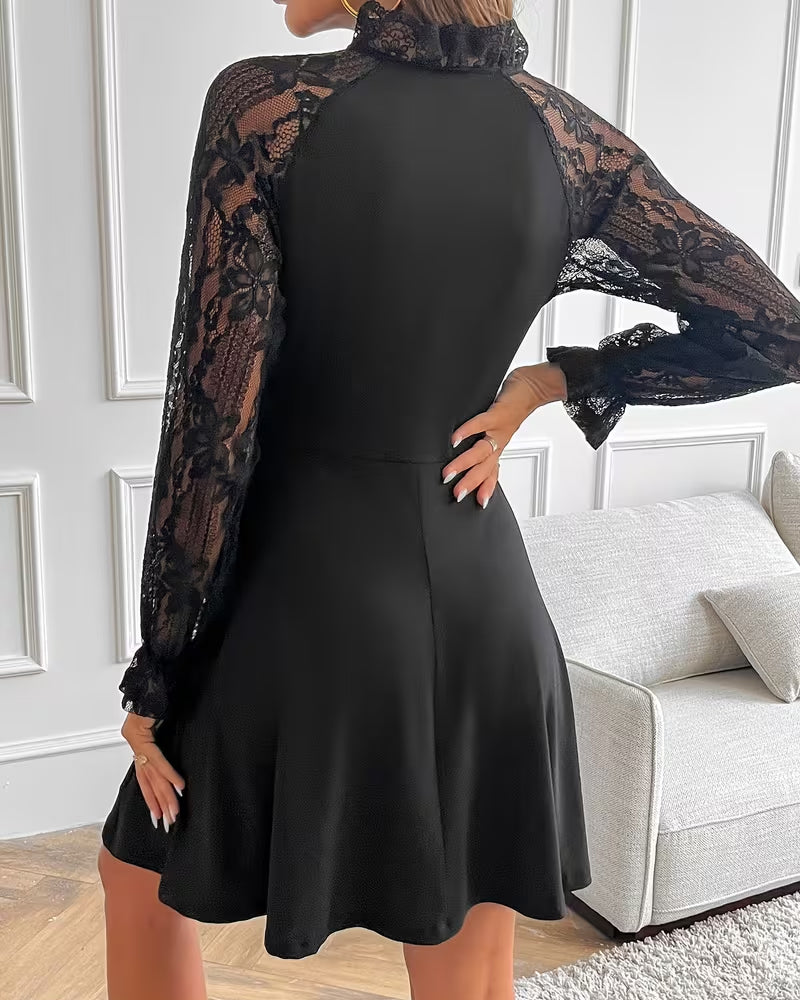 Robe Dentelle Patchwork Élégante Slim