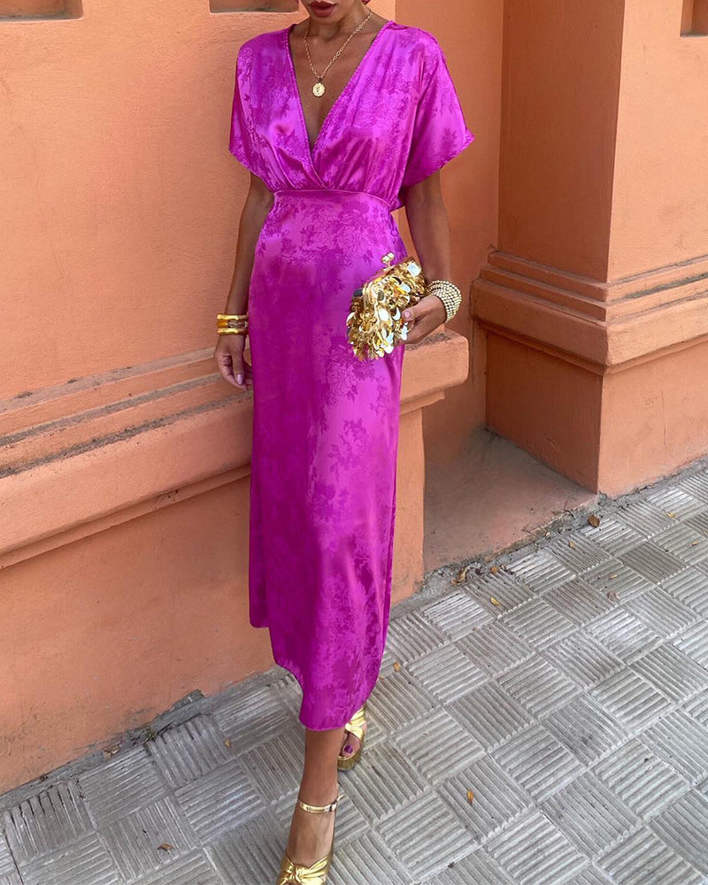 Robe élégante taille V profond de couleur unie