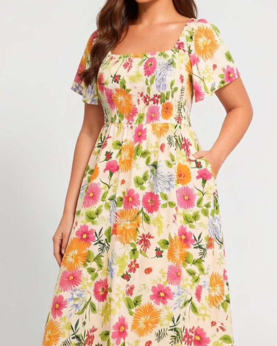 Robe Col Carré Floral Smocké Taille