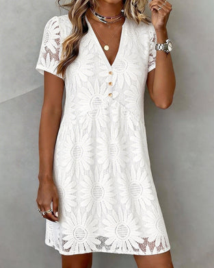 Robe Marguerite Dentelle Col V Manche Courte