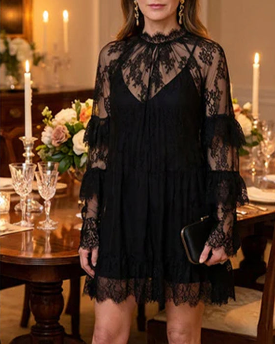 Robe Élégante Dentelle Ajourée