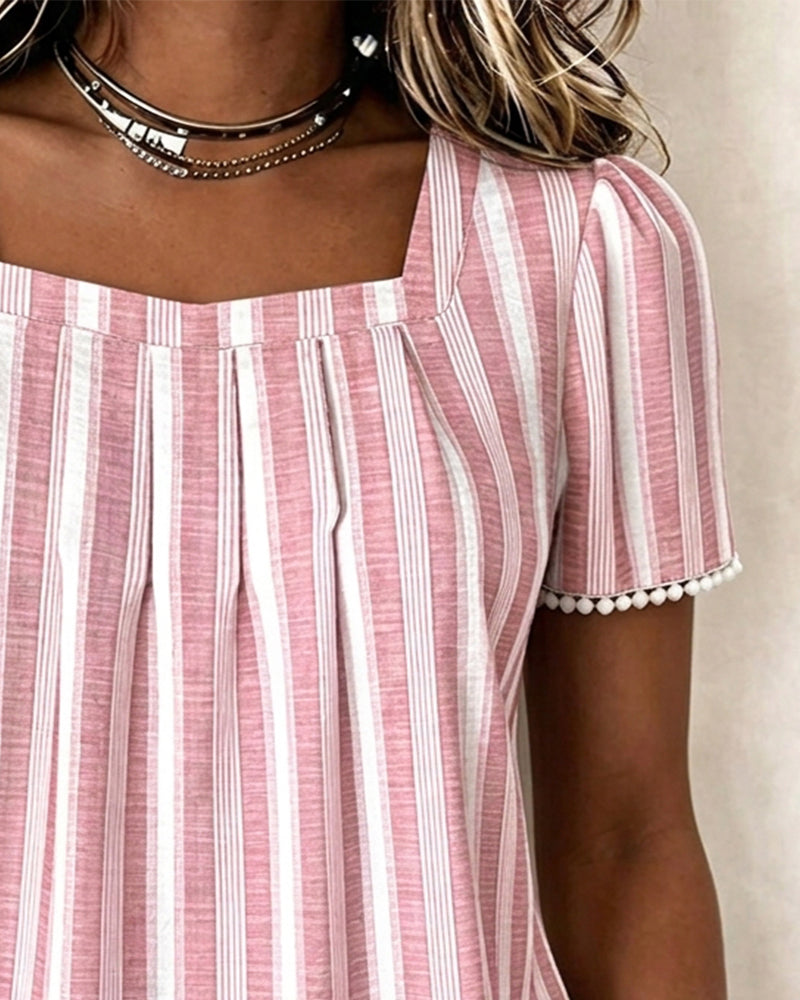 Blouse Rayée Col Carré Manches Courtes