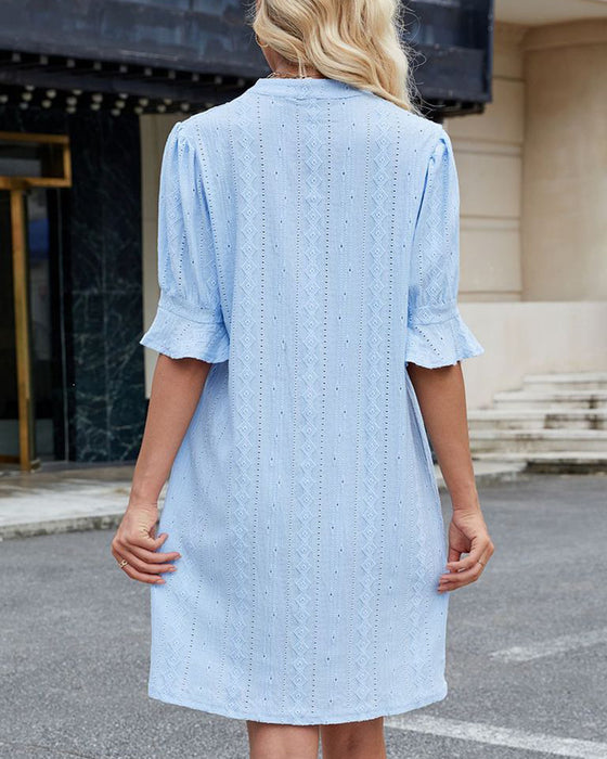 Robe Unie à Col en V