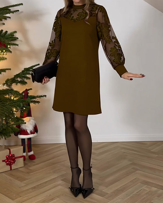 Robe Maille Broderie À La Mode