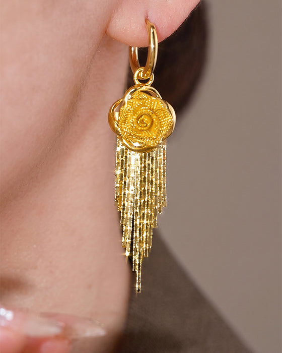 Boucles D'oreilles Fleur Dorée Avec Pompons