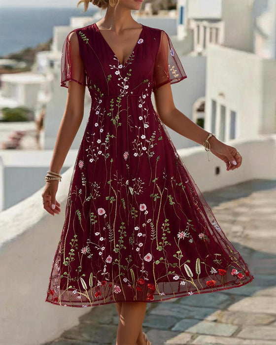 Robe Sheer Fleurie Jupe Ample