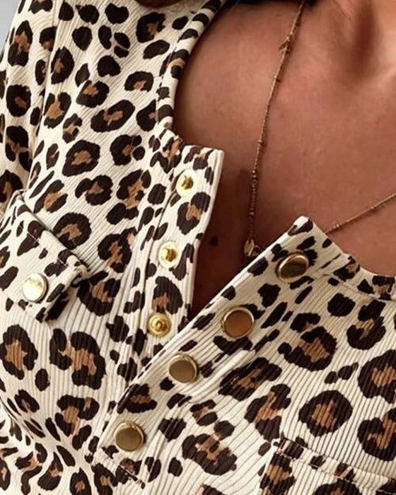 Blouse Col Henley Léopard Imprimé Manches Courtes