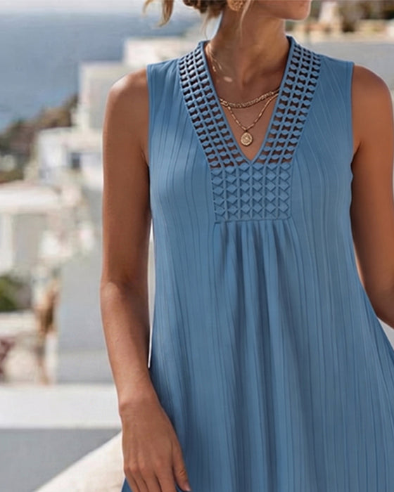 Robe Col En V Rayée Froncée Unie Sans Manches