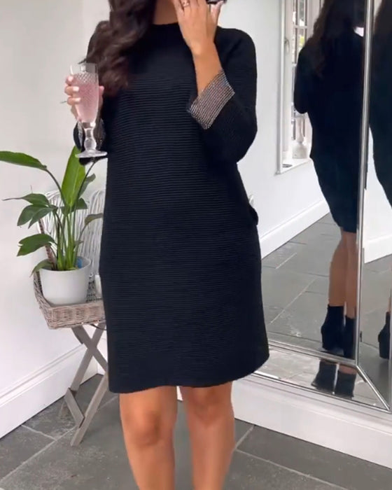 Robe élégante à col rond