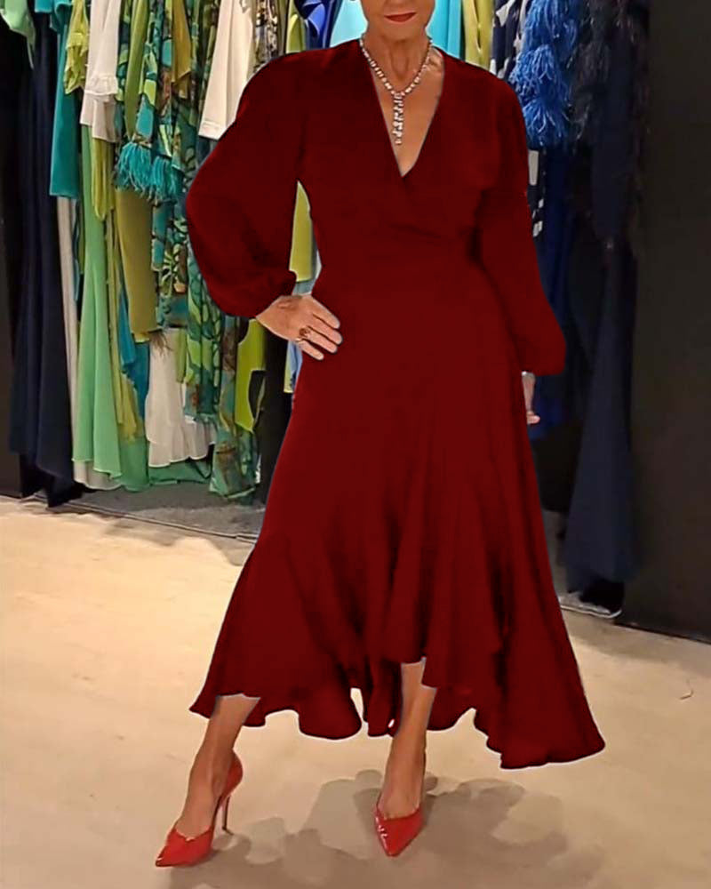 Robe taille haute ample à col en V de couleur unie