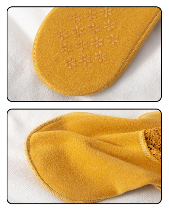 Nouvelles Chaussettes Chaudes Avec Dentelle à La Mode