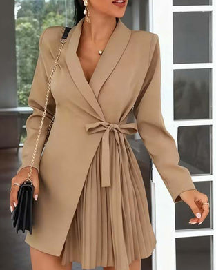 Robe Style Tailleur À Taille Plissée