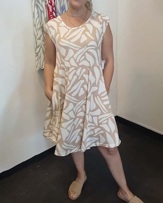 Robe Petites Manches Volantes Col Rond Imprimé Géométrique