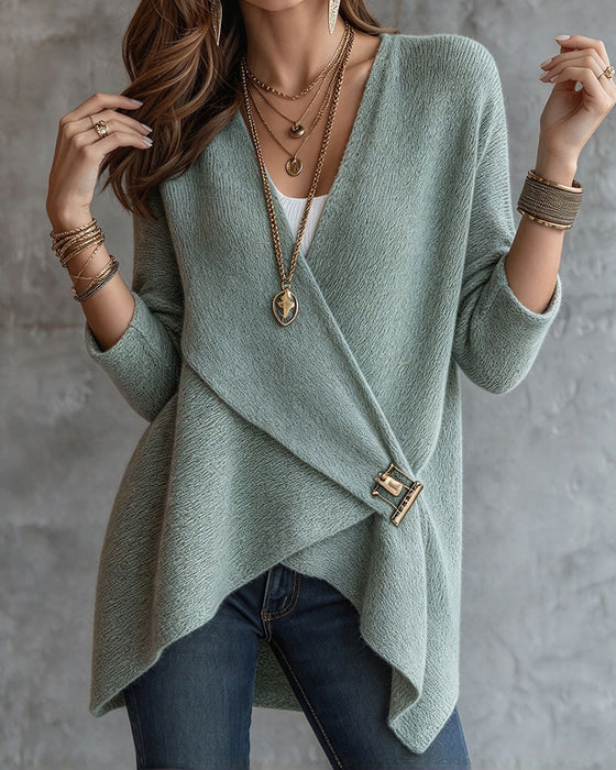 Pull Col En V Croisé Bouton Métallique Asymétrique