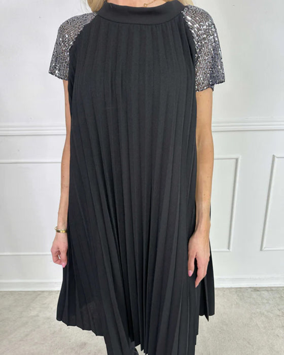 Robe Tendance À Manches Courtes Et Style Accordéon