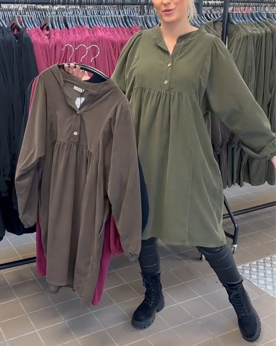 Robe Boutonnée À Col En V Et Manches Longues