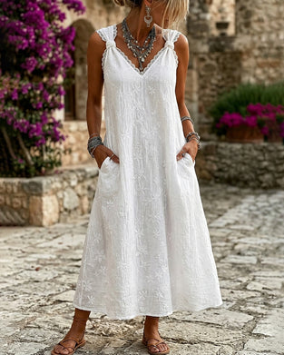Robe Sans Manches Dentelle Nouée