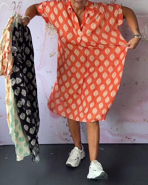 Robe ample à revers et manches courtes