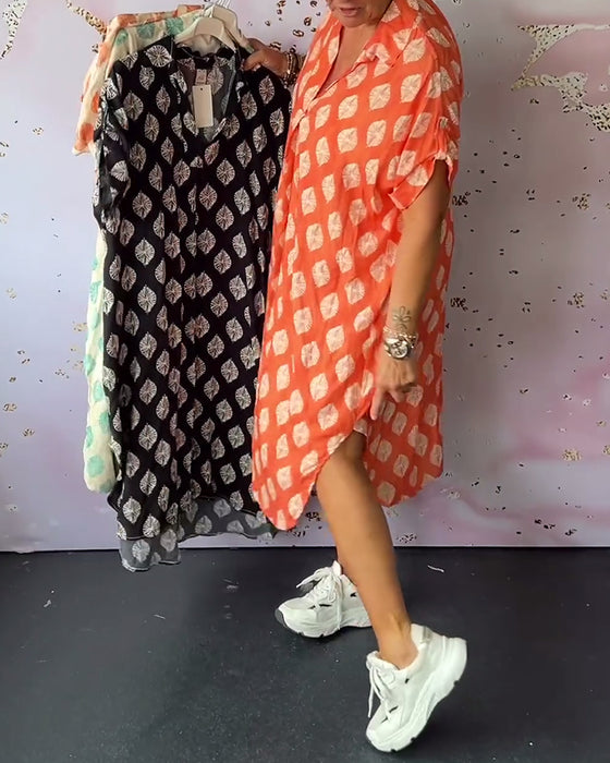 Robe ample à revers et manches courtes