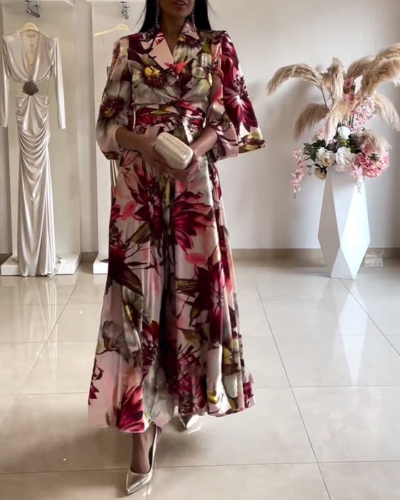 Robe à lacets et manches trois-quarts à imprimé floral