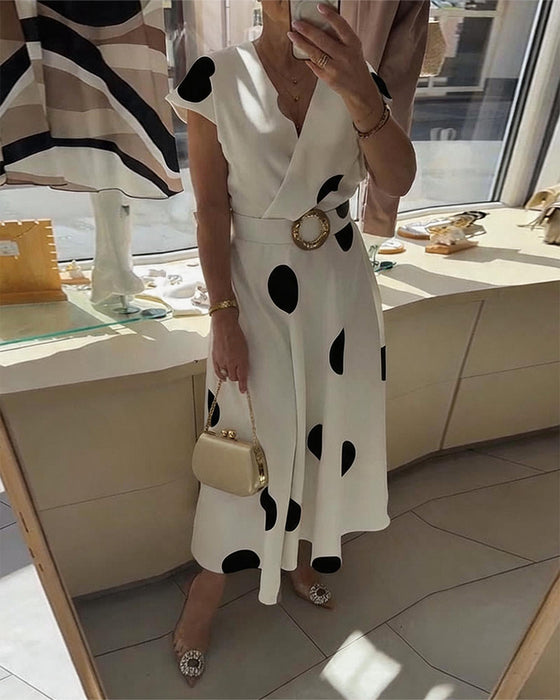 Robe À Pois Col En V Cintrée À La Taille