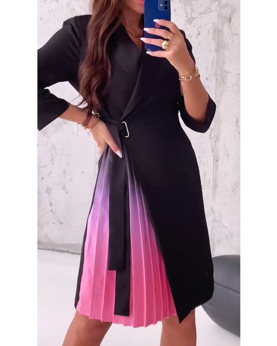 Robe plissée à revers et lacets tendance