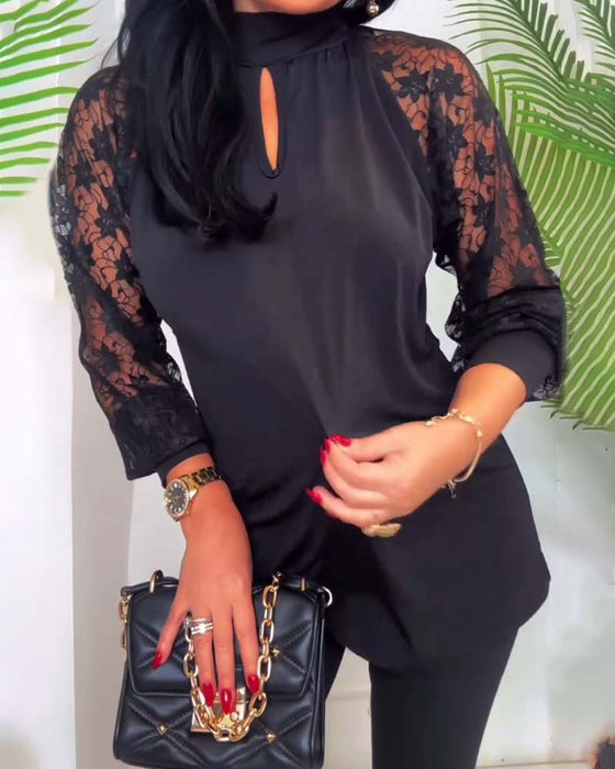 Haut de gamme en patchwork de manches en dentelle au crochet de couleur unie