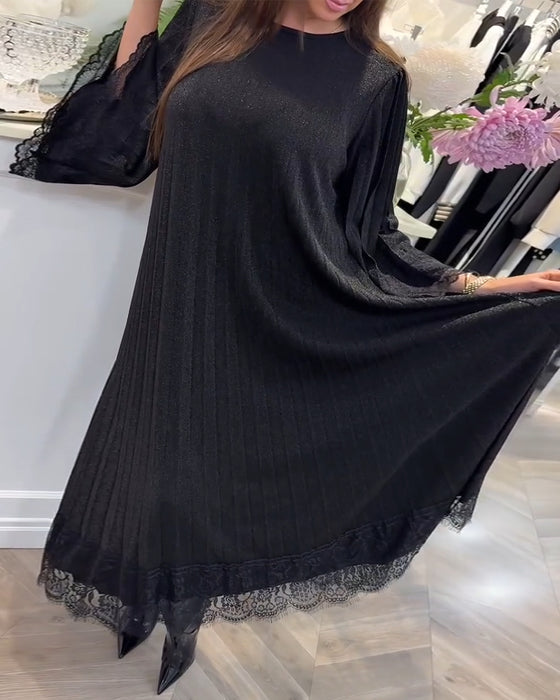 Robe Col Rond Ample Dentelle Patchwork