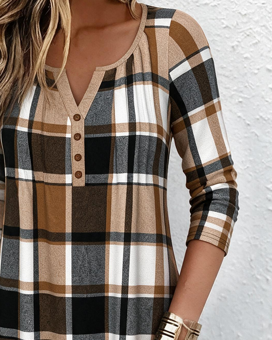 Robe Col V Bouton Carreau
