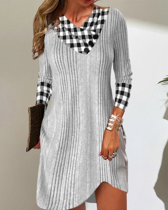 Robe décontractée à encolure en V