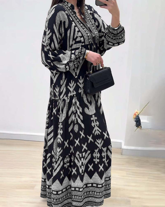 Robe imprimée à manches longues et col V