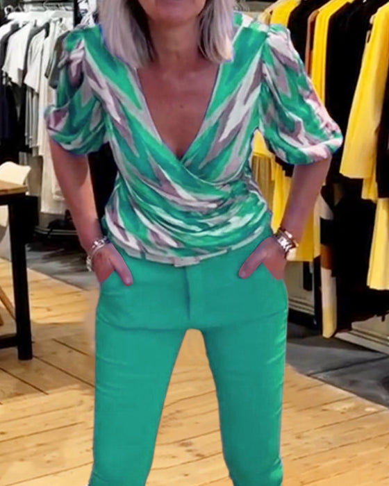 Haut décontracté imprimé en V profond