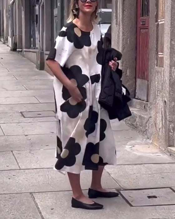 Robe ample à imprimé floral et poche à col rond