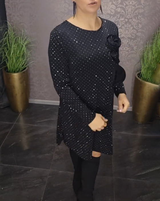 Robe élégante à manches longues et col rond avec diamants