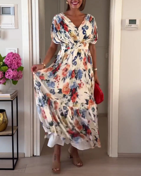 Robe élégante plissée à imprimé floral coloré
