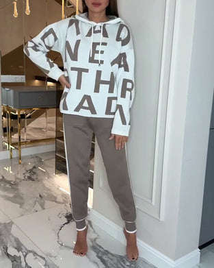 Ensemble Deux-Pièces À Capuche Et Imprimé Lettre