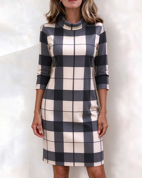 Robe À Carreaux Col Roulé Slim Fit