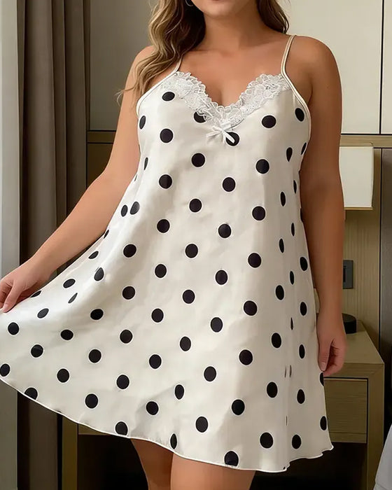 Robe de Nuit Bretelles Spaghetti Cœur Dentelle