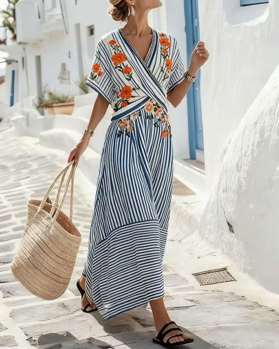 Robe Rayée Encolure V Enveloppante Maxi