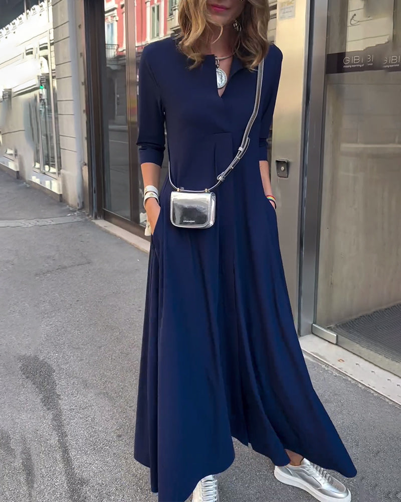 Robe taille unie à col en V
