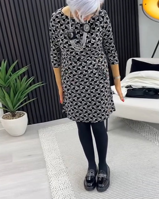 Robe à poches à col rond et imprimé géométrique rétro