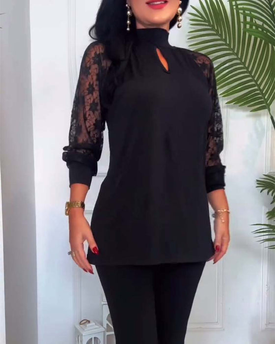 Haut de gamme en patchwork de manches en dentelle au crochet de couleur unie