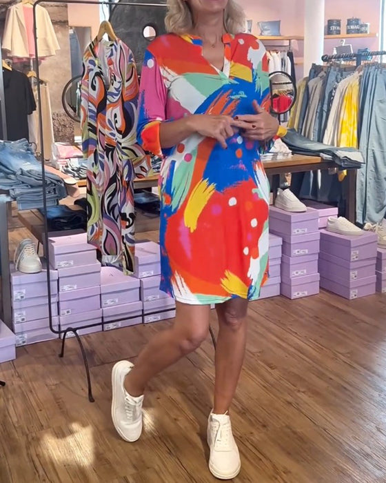 Robe élégante col V imprimée colorée