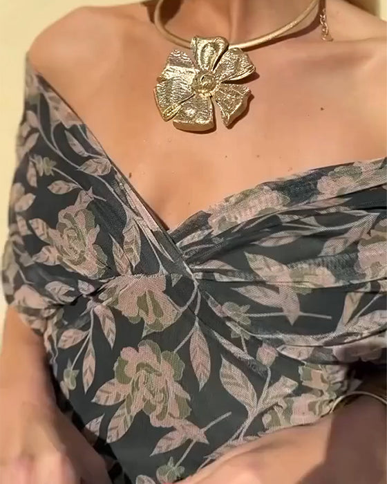 Robe Col En V Épaules Dénudées Tendance