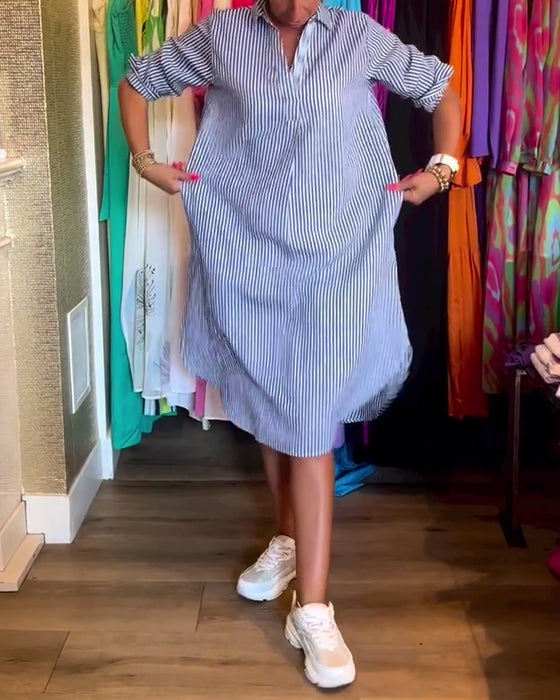 Robe décontractée à rayures et revers imprimés